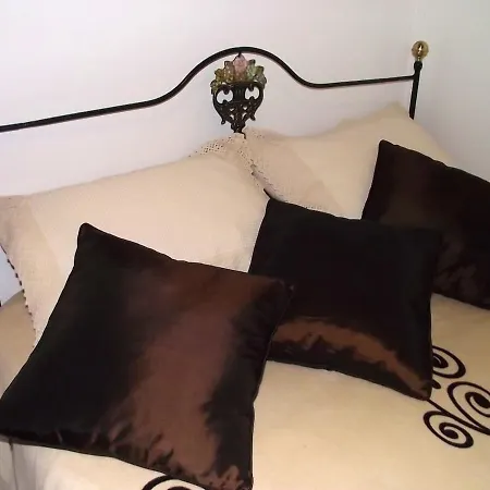 Semesterbostad Charming House Terrace Amarante