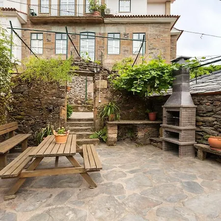 Charming House Terrace Semesterbostad